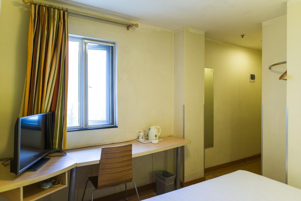 7Days Inn Shanghai Lujiazui Zewnętrze zdjęcie